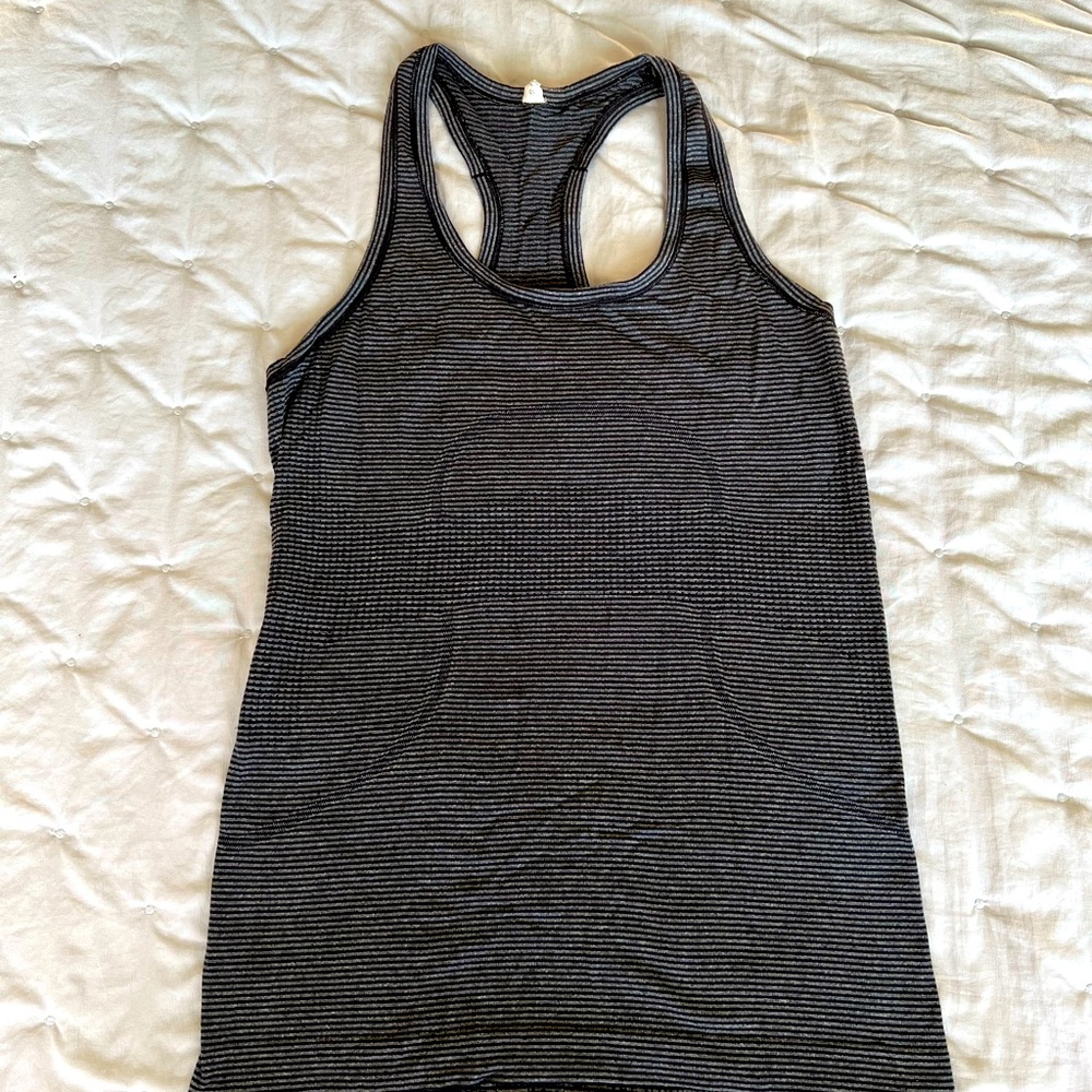Lululemon Gray Swiftly Tank Size 6